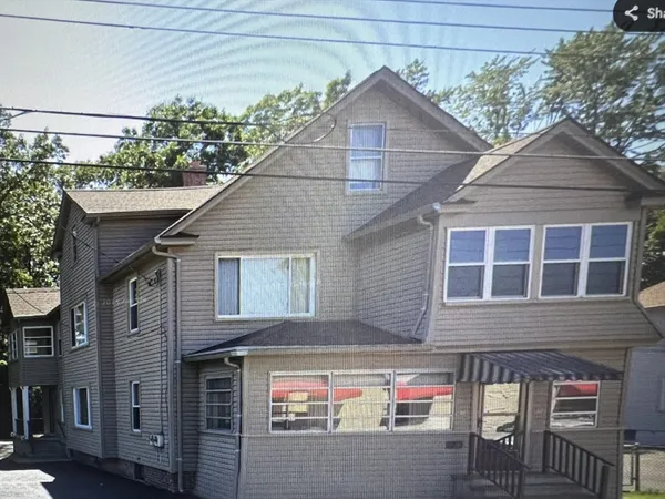 $1,400 | 23 Pulaski Street, Unit 2, Springfield, MA 01151