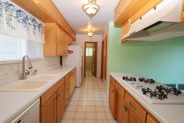 $325,000 | 316 2nd Avenue Southeast, Pine Island, MN 55963