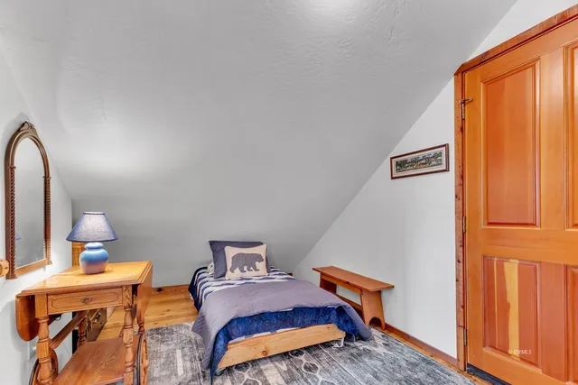 $729,000 | 52980 Overlook Drive, Idyllwild, CA 92549