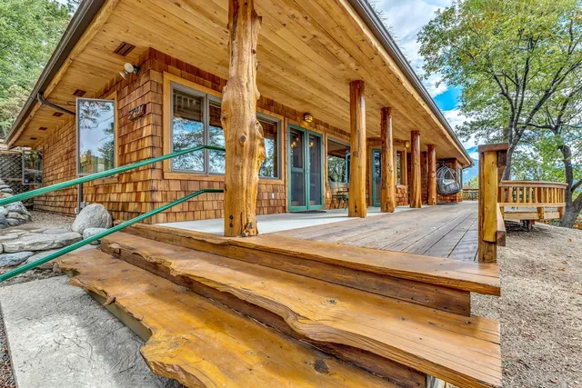 $729,000 | 52980 Overlook Drive, Idyllwild, CA 92549