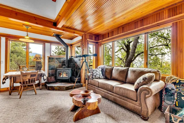 $729,000 | 52980 Overlook Drive, Idyllwild, CA 92549