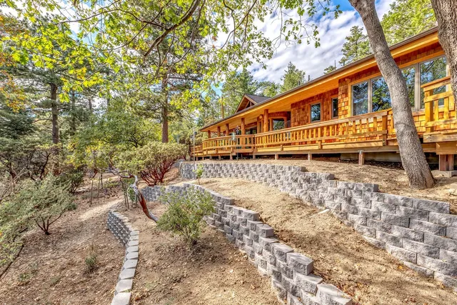 $729,000 | 52980 Overlook Drive, Idyllwild, CA 92549