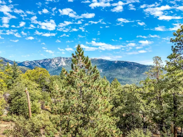 $729,000 | 52980 Overlook Drive, Idyllwild, CA 92549