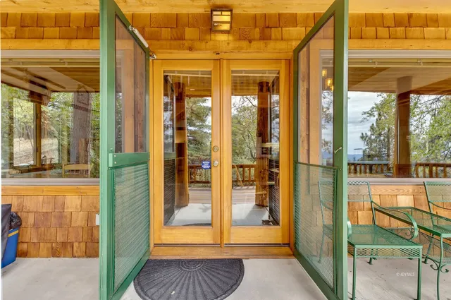 $729,000 | 52980 Overlook Drive, Idyllwild, CA 92549