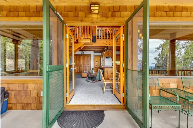 $729,000 | 52980 Overlook Drive, Idyllwild, CA 92549