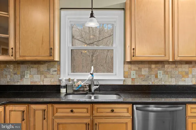 $585,000 | 325 Sandy Ridge Road, Fredericksburg, VA 22405