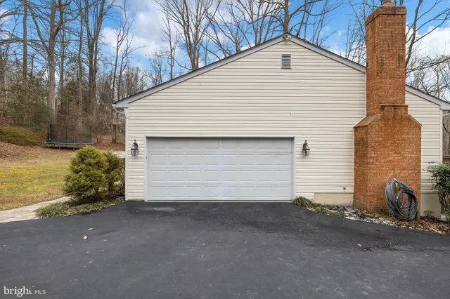 $585,000 | 325 Sandy Ridge Road, Fredericksburg, VA 22405