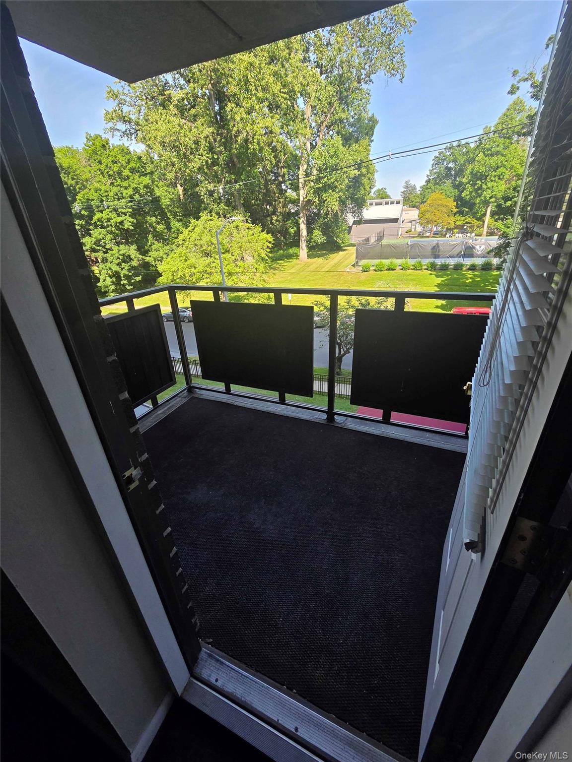 160 Academy Street, Unit 3P Poughkeepsie, NY 12601 - Photo 5 of 7