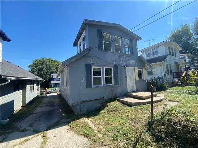 $149,900 | 2906 Bales Avenue, Kansas City, MO 64128