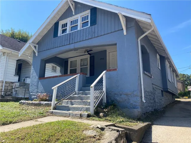 $149,900 | 2906 Bales Avenue, Kansas City, MO 64128