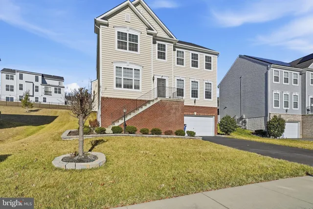 $740,000 | 3012 Landing Eagle Court, Woodbridge, VA 22191