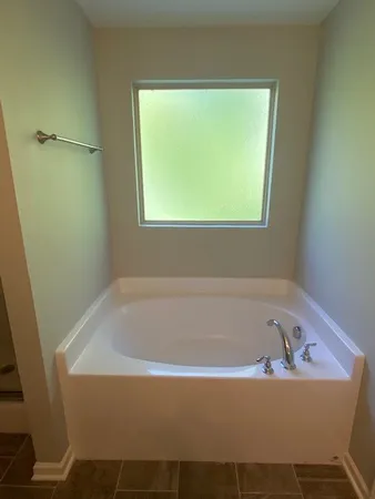 $1,975 | 1076 Neeleys Bend East, Spring Hill, TN 37174