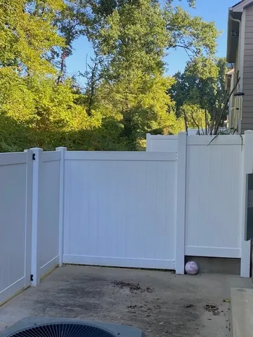 $1,975 | 1076 Neeleys Bend East, Spring Hill, TN 37174