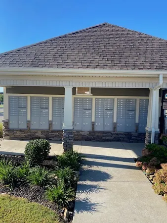 $1,975 | 1076 Neeleys Bend East, Spring Hill, TN 37174