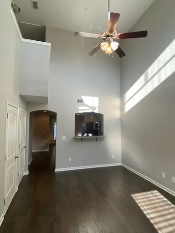 $1,975 | 1076 Neeleys Bend East, Spring Hill, TN 37174