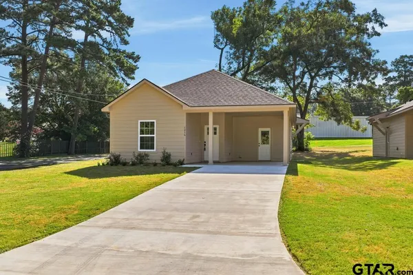 $225,000 | 1216 North Third Street, Longview, TX 75601
