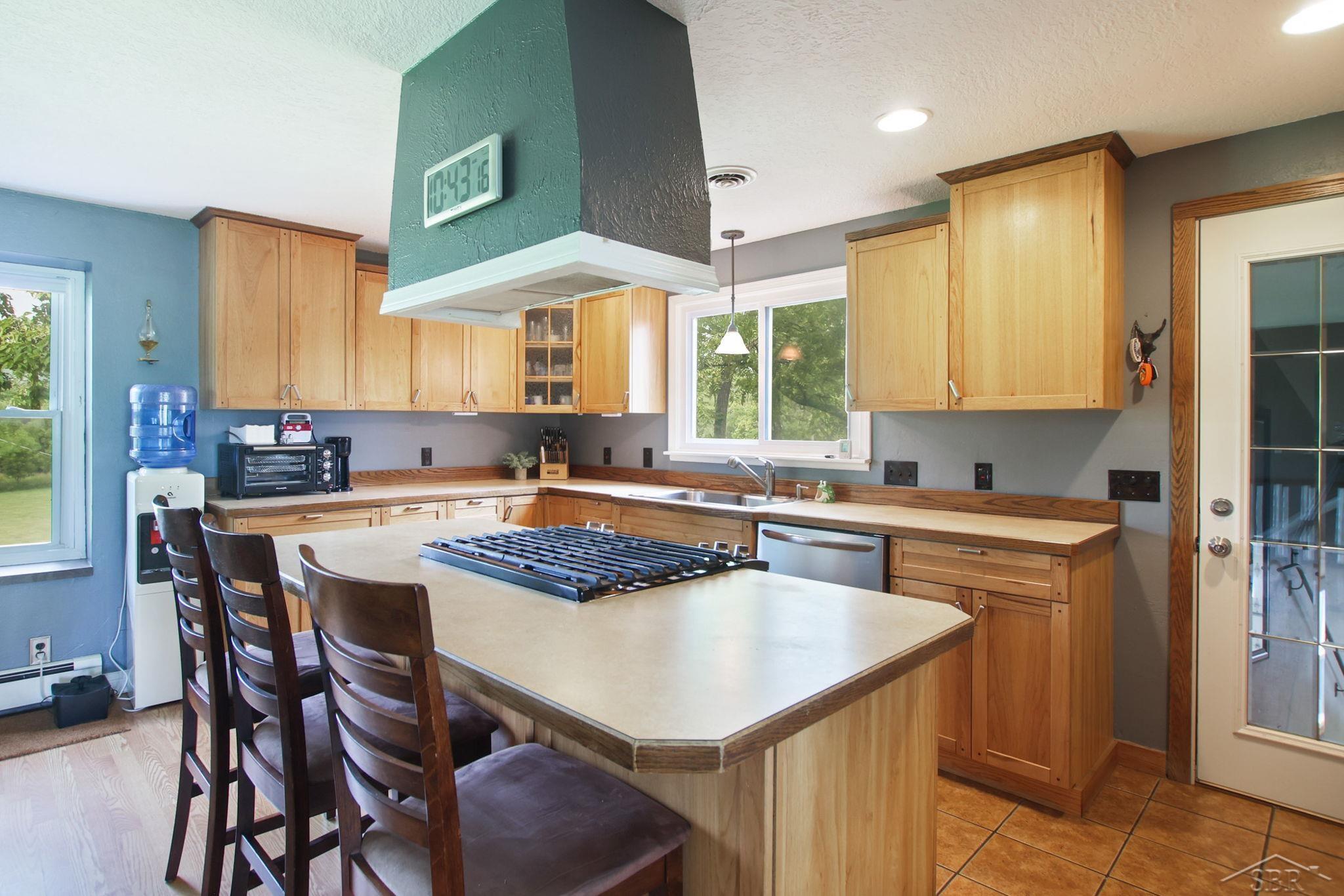 6315 Midland Road Freeland, MI 48623 - Photo 15 of 98 50117588-14.JPG