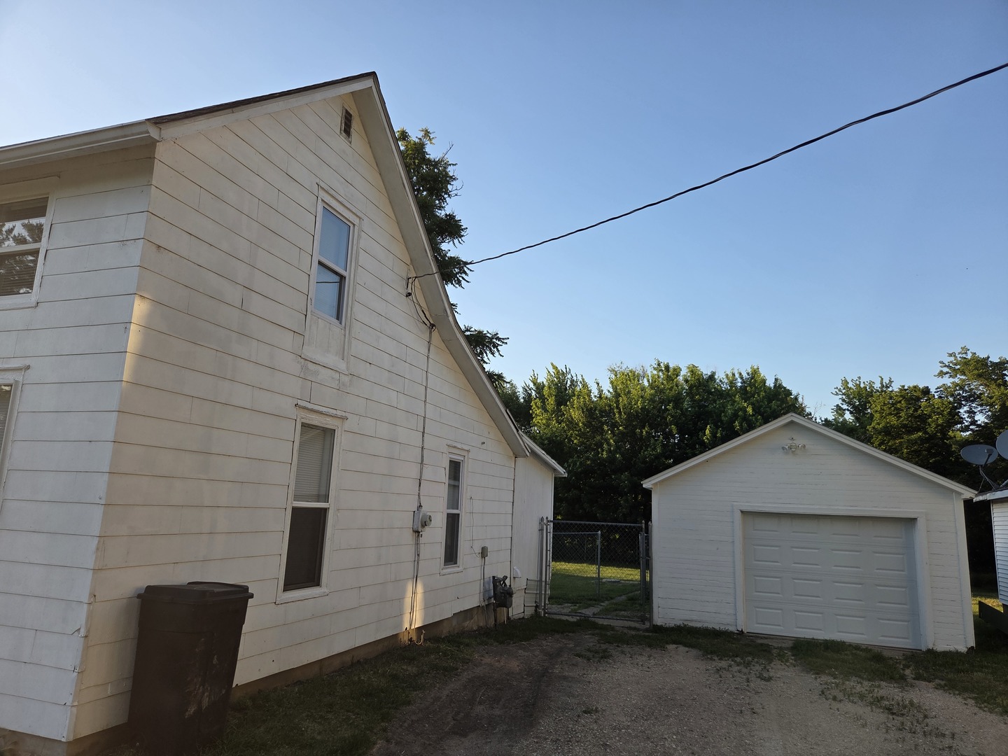 19550 Fellows Road Morrison, IL 61270 - Photo 15 of 19