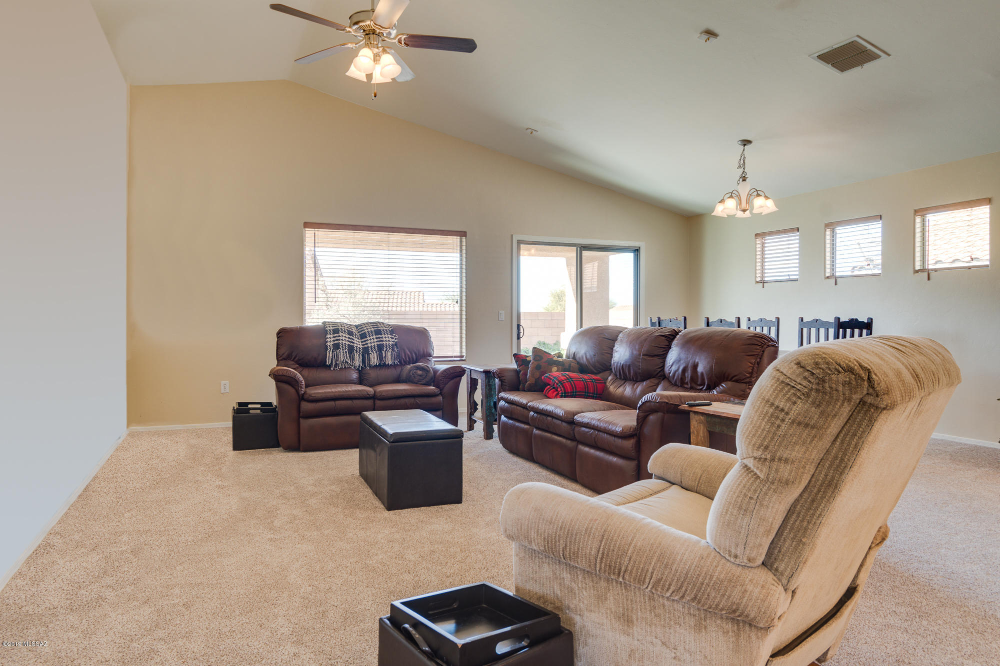 506 South Stone Bench Road Vail, AZ 85641 - Photo 3 of 12 Gallery Image 3