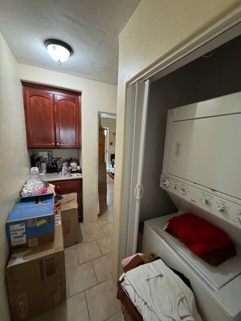 205 West Lancaster Boulevard Lancaster, CA 93534 - Photo 9 of 12 a bathroom with a sink and a mirror
