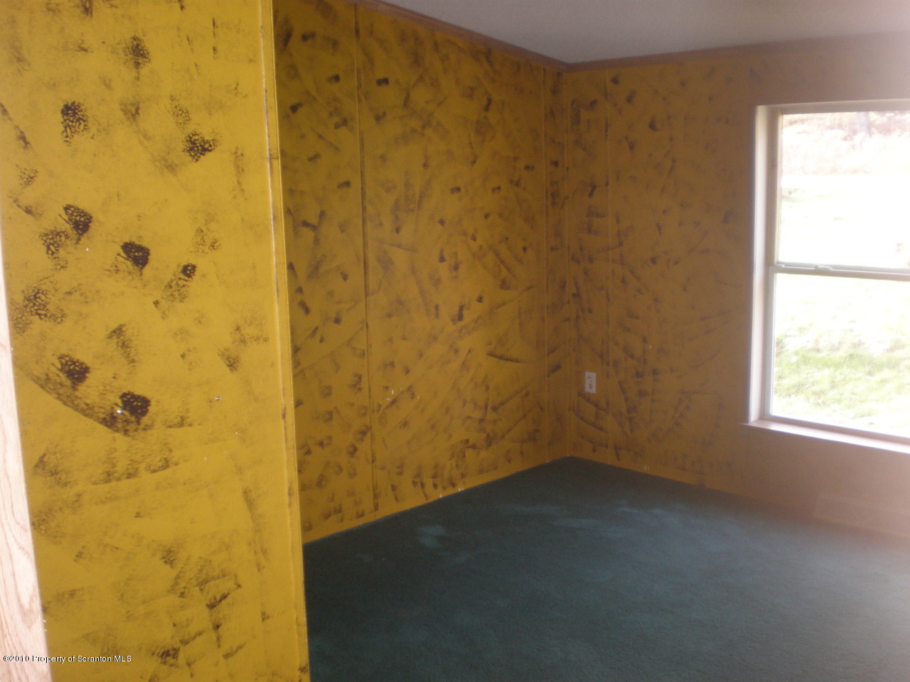 1003 Burnwood Road Thompson, PA 18465 - Photo 8 of 10 Gallery Image 8
