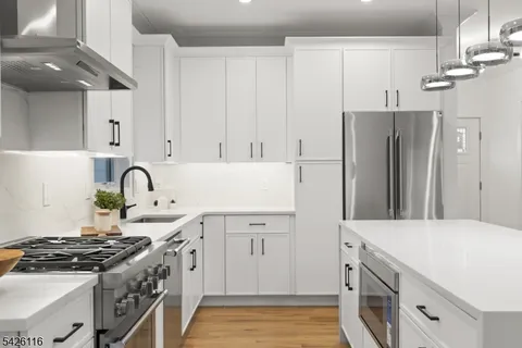 $1,740,000 | 426 Millburn Avenue, Unit A, Millburn, NJ 07041