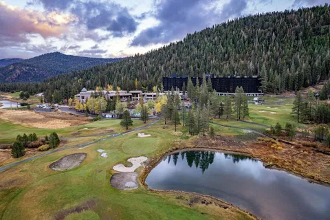 $1,895,000 | 400 Resort Road, Unit 822 824, Olympic Valley, CA 96146