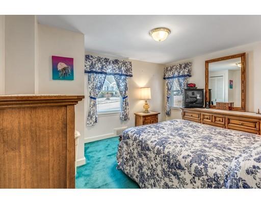 28 Puritan Road Watertown, MA 02472 - Photo 16 of 30 Gallery Image 16