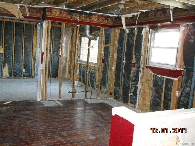 1612 Walnut Ridge Circle Canton, MI 48187 - Photo 4 of 16 kitchen.JPG