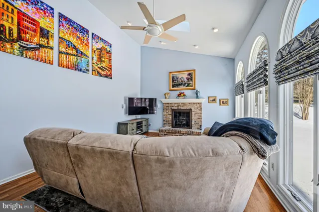 $775,000 | 10 Auspice Circle, Newark, DE 19711