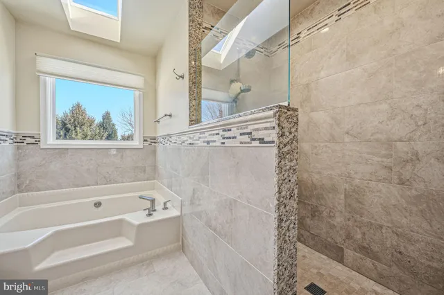 $775,000 | 10 Auspice Circle, Newark, DE 19711