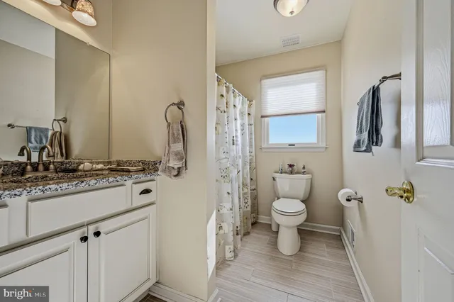 $775,000 | 10 Auspice Circle, Newark, DE 19711