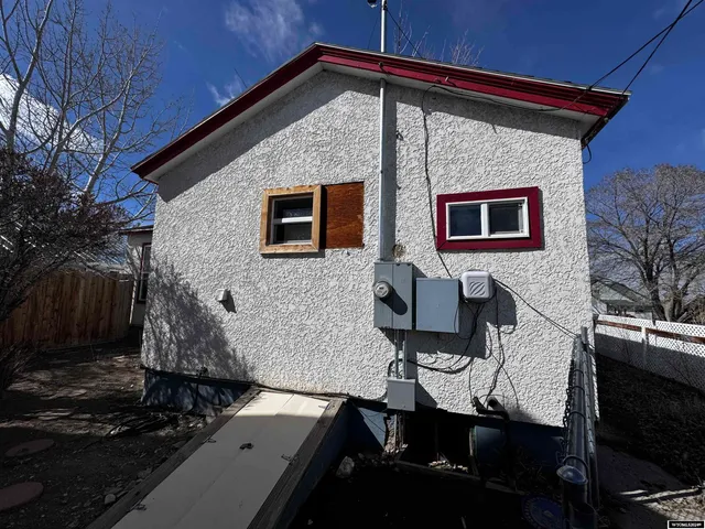 $245,000 | 208 East Pine Street, Rawlins, WY 82301