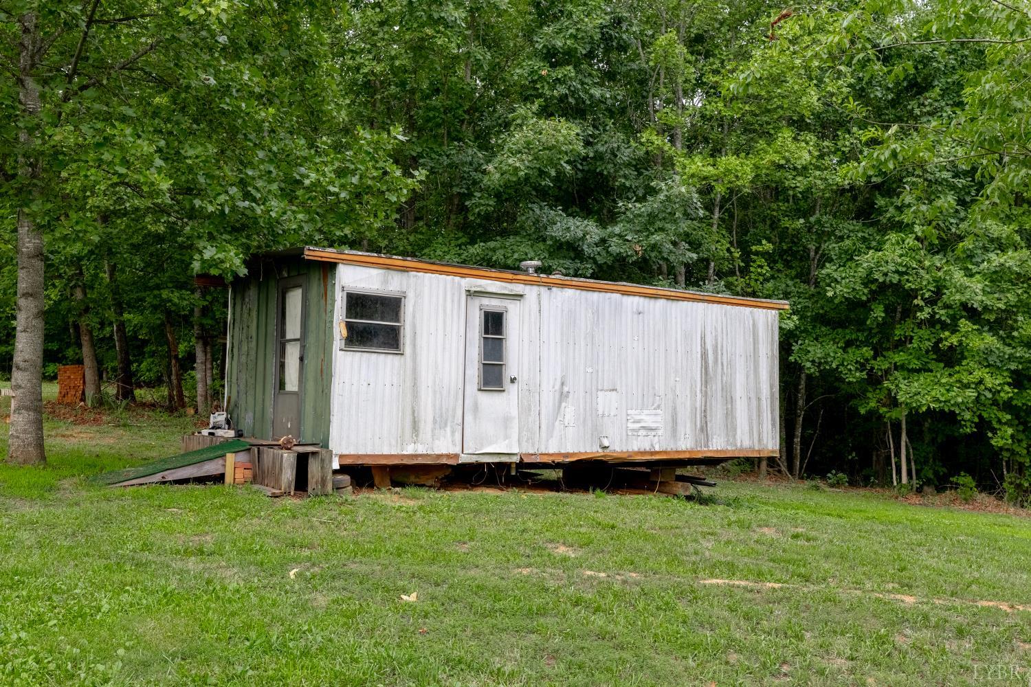 5447 Promise Land Road Appomattox, VA 24522 - Photo 27 of 36 Gallery Image 27
