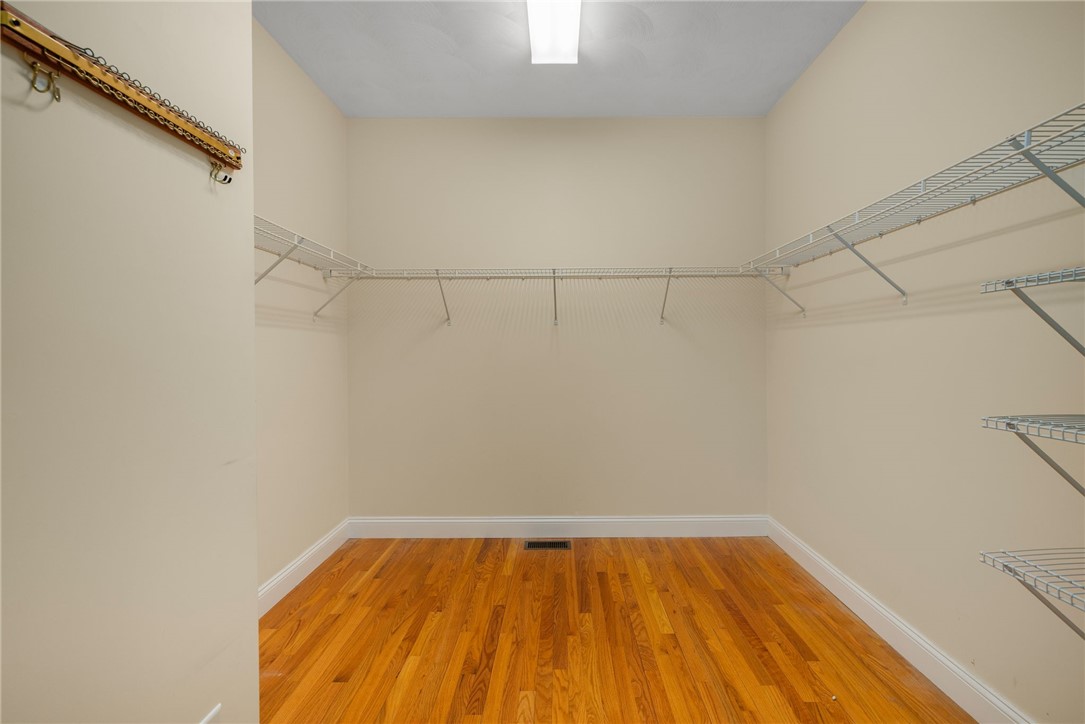 136 Rome Court Cranston, RI 02921 - Photo 22 of 35
