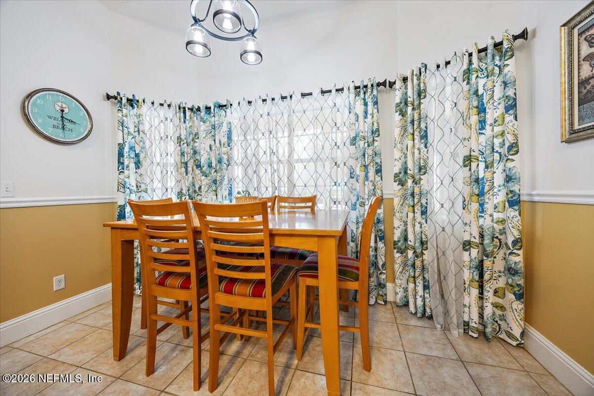 14394 Bob Burnsed Road Glen St. Mary, FL 32040 - Photo 14 of 53 11-Breakfast Dining