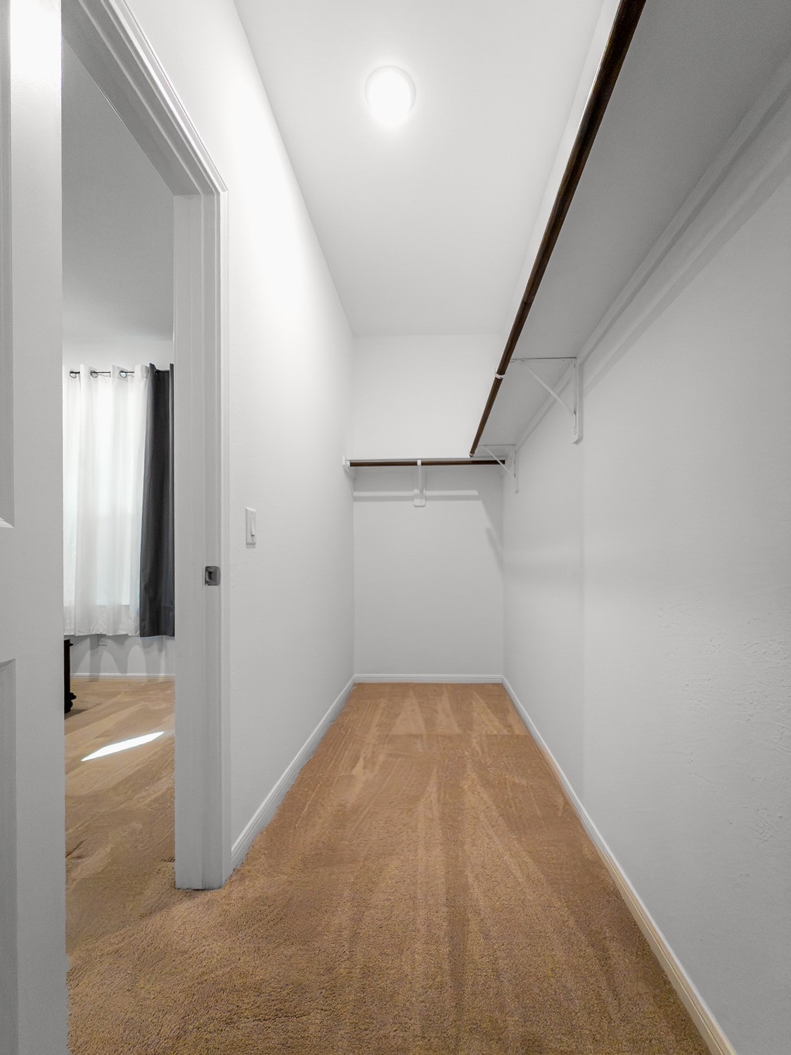 10222 Clearwick Street Houston, TX 77034 - Photo 27 of 28 an empty room with a bathroom