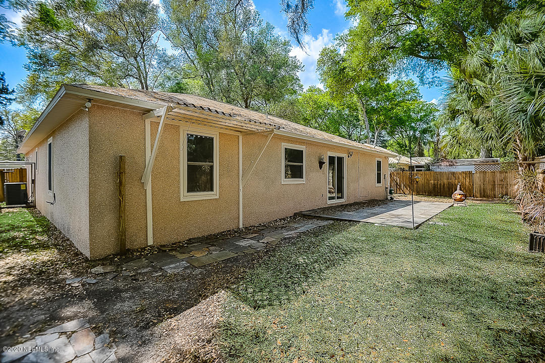 115 Beechwood Road St. Augustine, FL 32086 - Photo 24 of 28 a view of a back yard of the house