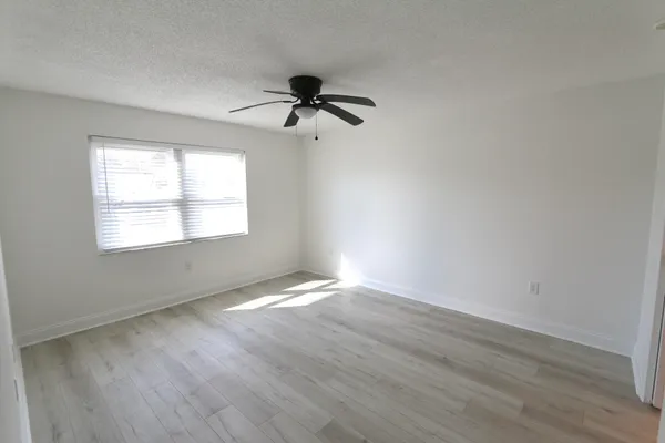 $1,550 | 229 South McMullen Booth Road, Unit 57, Clearwater, FL 33759