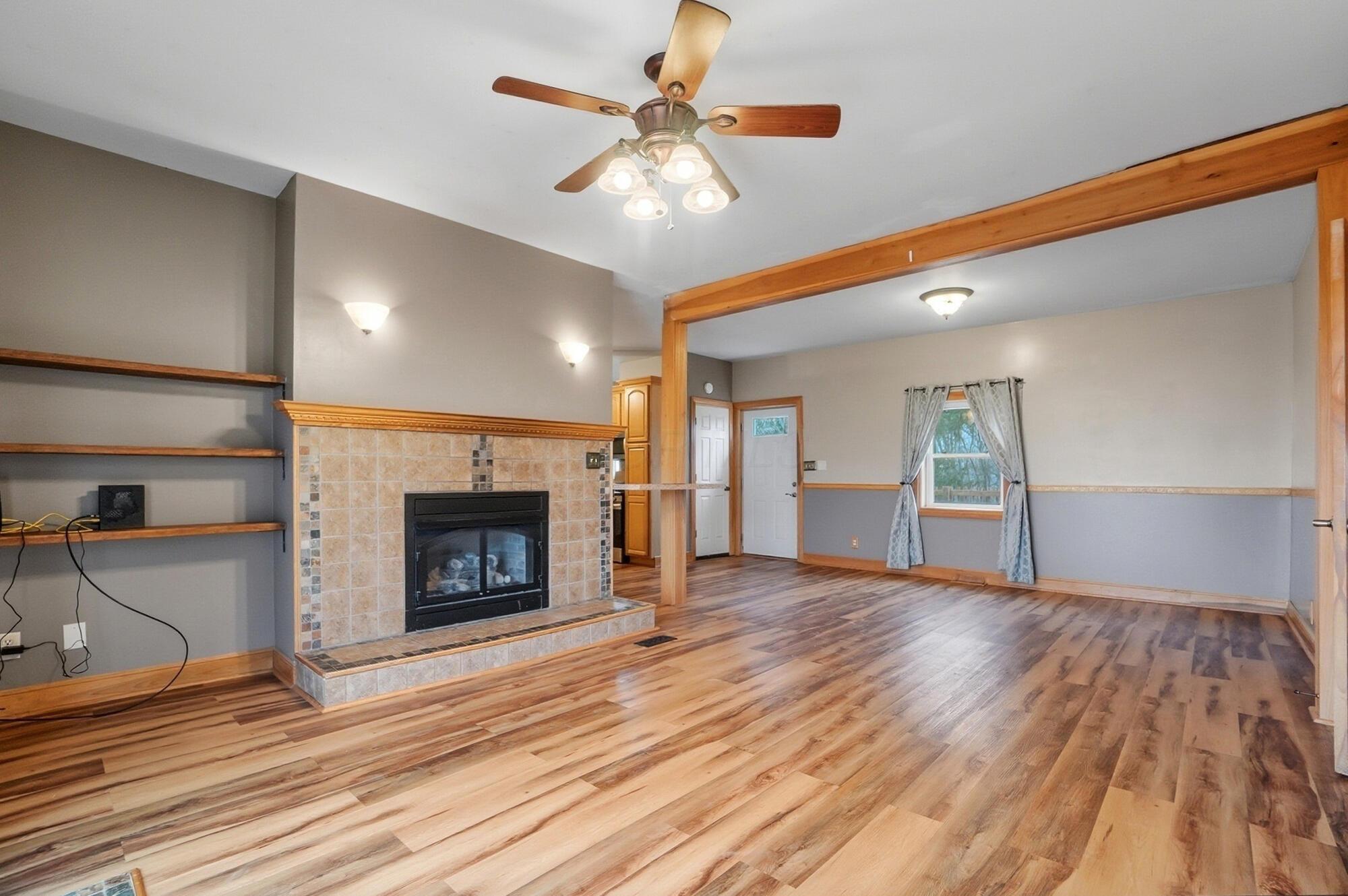 4840 Tschopp Road Northeast Lancaster, OH 43130 - Photo 11 of 58 Great Room - 4840 Tschopp Road NE, Lancaster, OH 43130