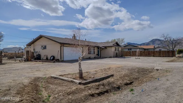 $404,900 | 196 Six Mile Canyon Road, Dayton, NV 89403
