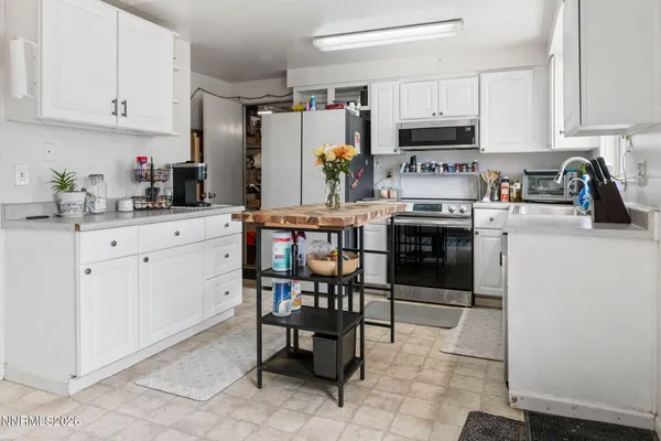$404,900 | 196 Six Mile Canyon Road, Dayton, NV 89403