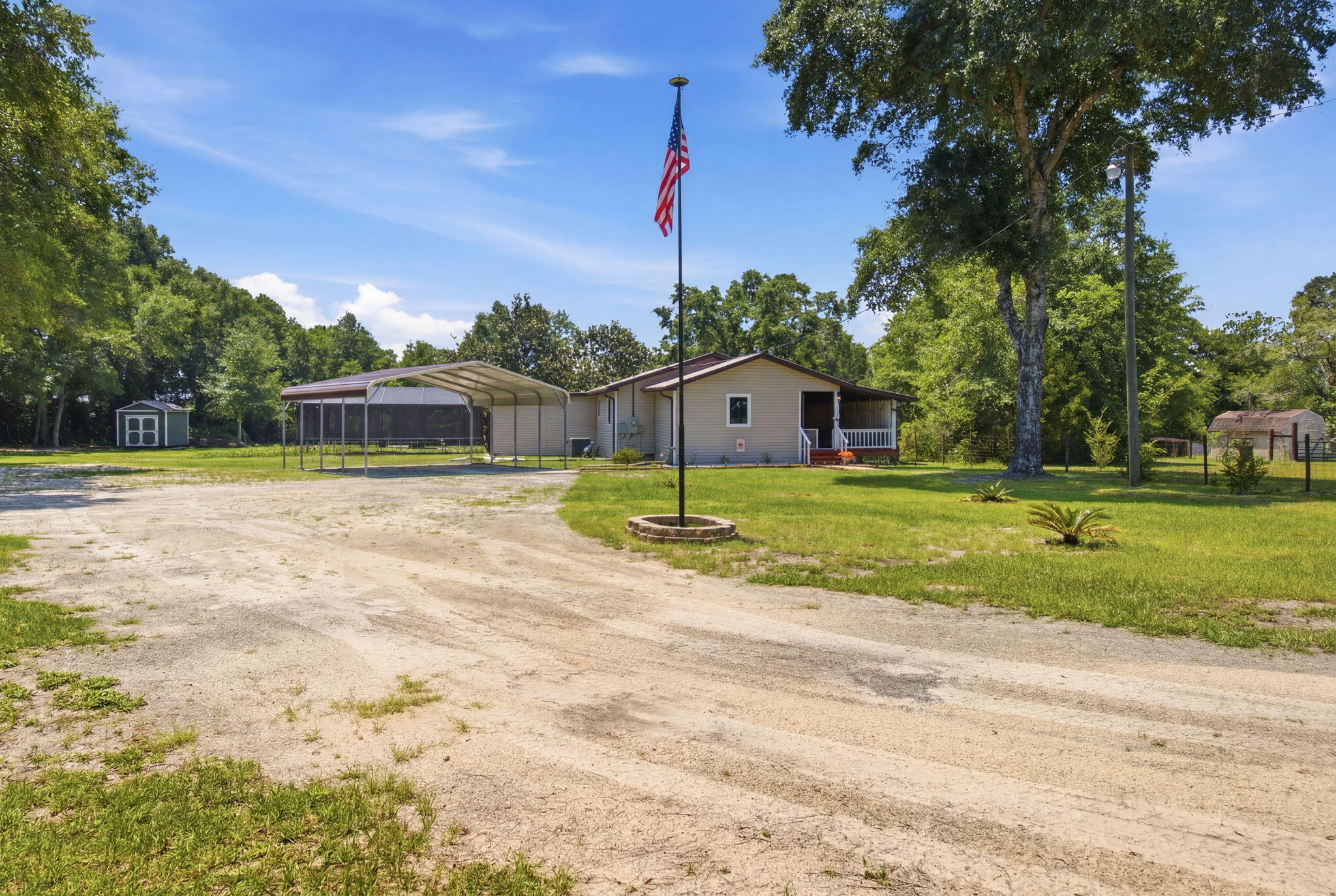 5655 Woolley Road Crestview, FL 32539 - Photo 2 of 56 56-web-or-mls-IMG_6110_reedit_b9c51a34