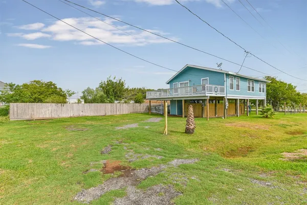 $349,000 | 1004 20th Street, Dickinson, TX 77539