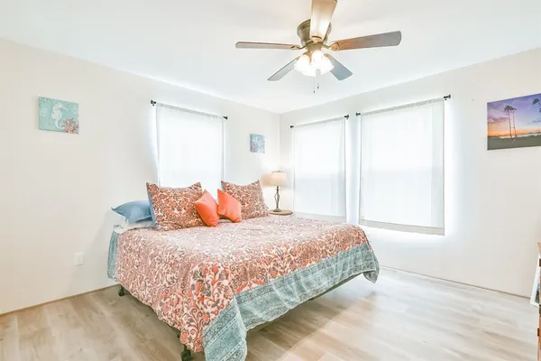 $329,000 | 1004 20th Street, Dickinson, TX 77539