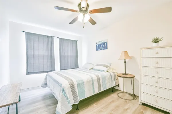 $329,000 | 1004 20th Street, Dickinson, TX 77539