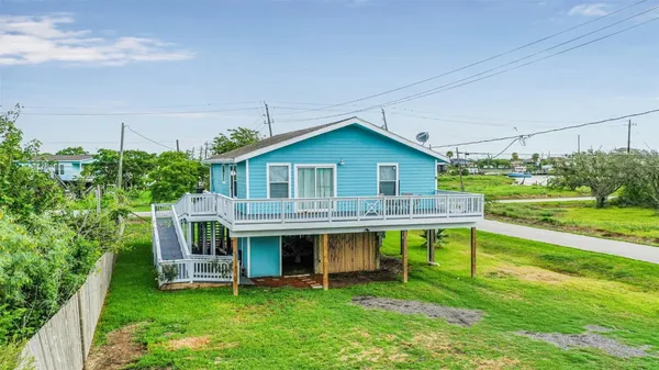 $329,000 | 1004 20th Street, Dickinson, TX 77539