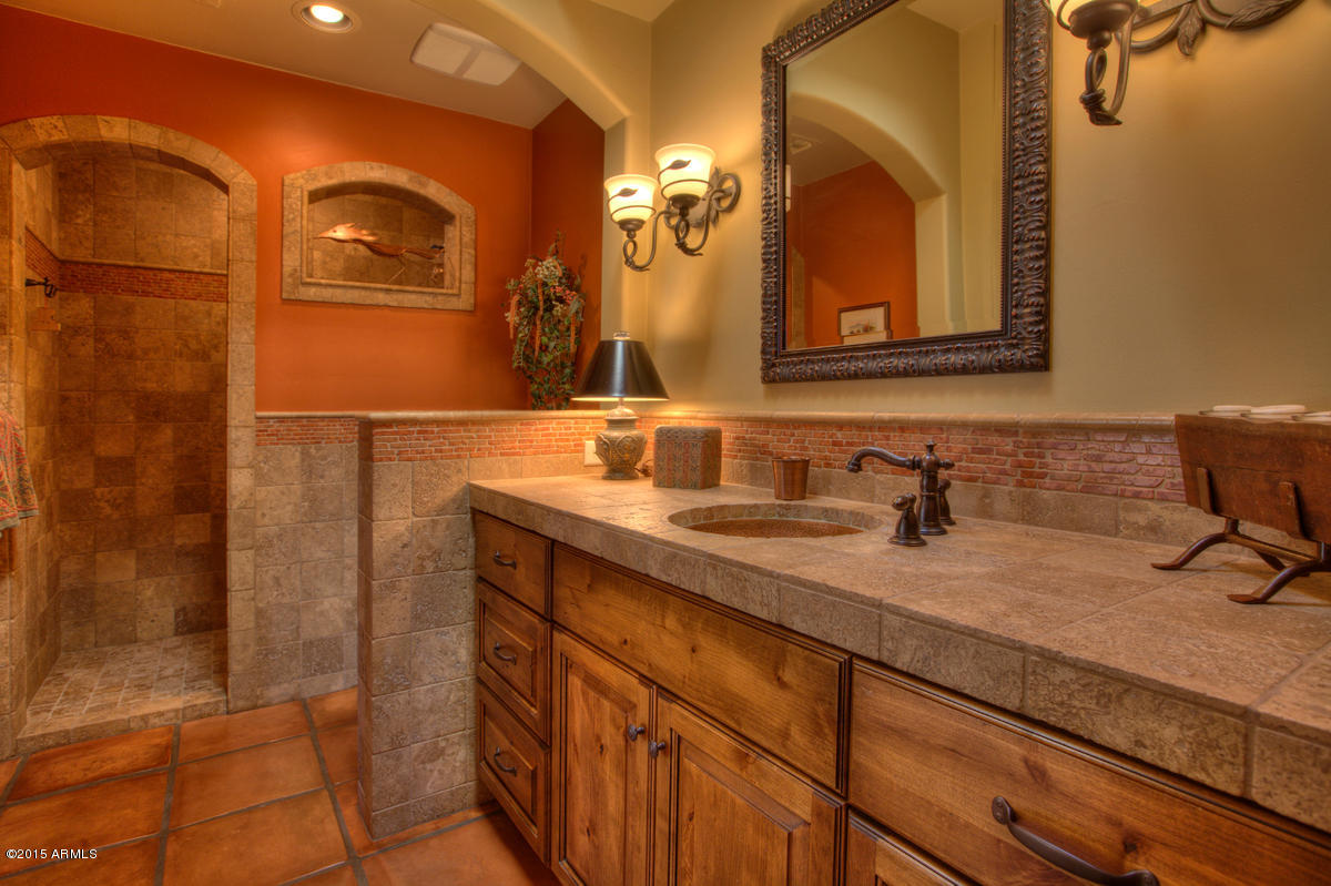 19139 East Alondra Way Rio Verde, AZ 85263 - Photo 22 of 31 Guest EnSuite
