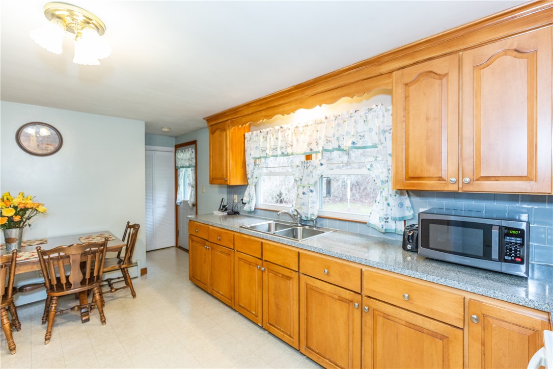 145 Whipple Road Burrillville, RI 02859 - Photo 13 of 41 Gallery Image 13