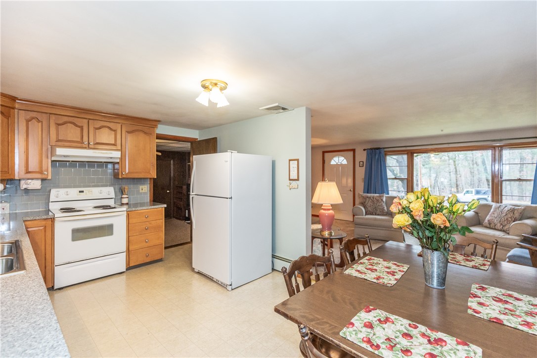 145 Whipple Road Burrillville, RI 02859 - Photo 15 of 41 Gallery Image 15